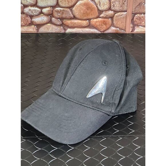 Star Trek Beyond Adjustable Men's Hat Strapback Ball Cap W/ Metal Pin - Picture 2 of 8